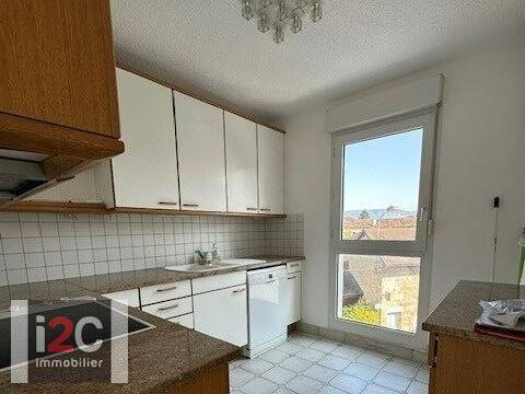 Vente appartement duplex 5 pièces 109 m² à Ferney-Voltaire 01210