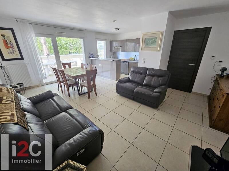 Buy apartment appartement t4 87.04 m² in Saint-Genis-Pouilly 01630