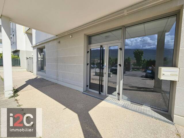 Vente Local commercial Saint-Genis-Pouilly 01630