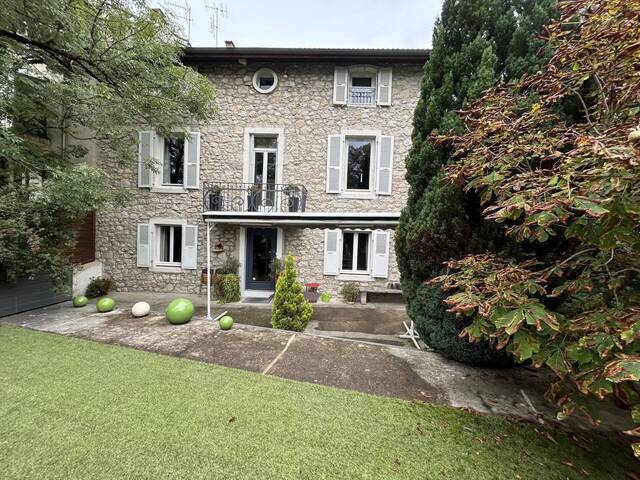 Vente Maison 9 pièces Oyonnax 01100