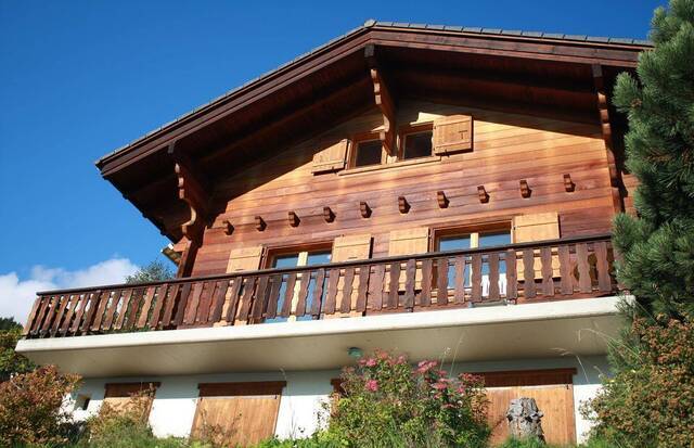 Holiday rentals Chalet 8 sleeps 85 m² Les Masses 1987