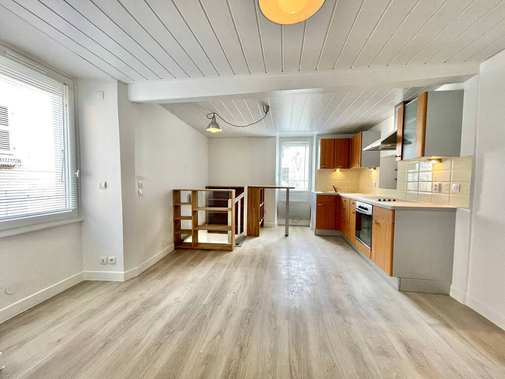 Sold Apartment duplex 2 rooms 34 m² Gex 01170