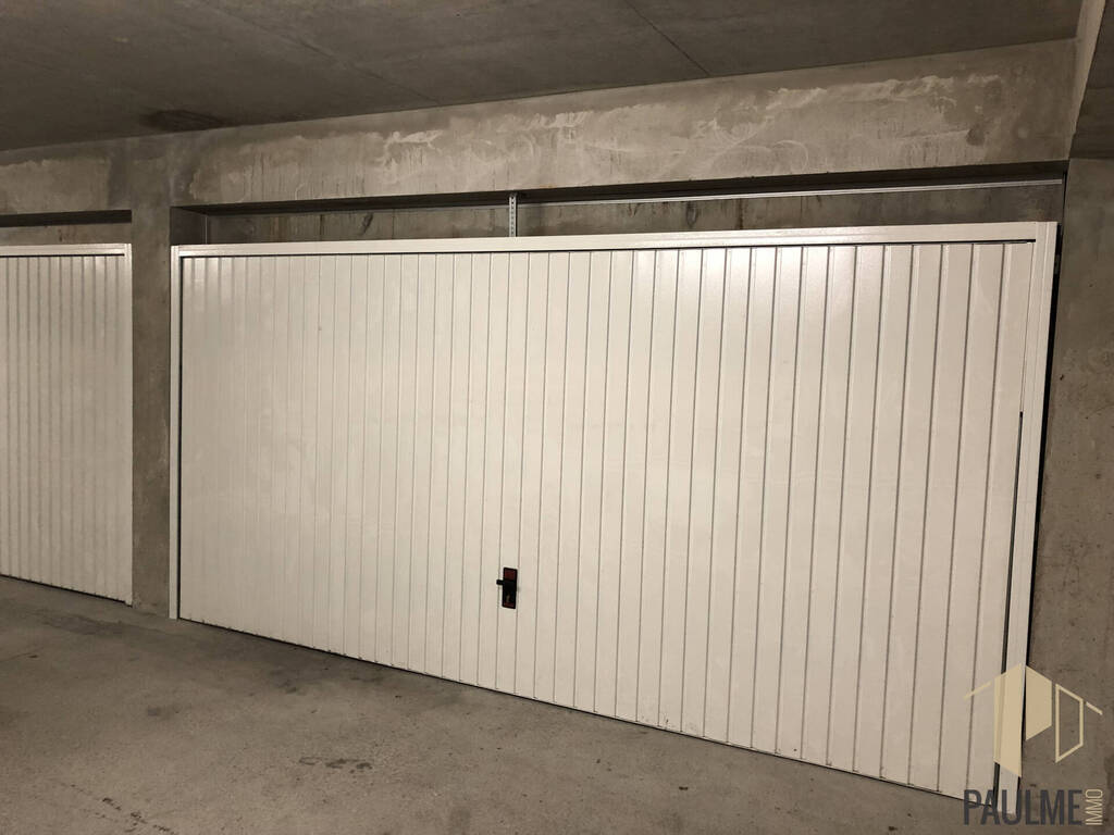 Vendu Parking garage 22 m² Saint-Genis-Pouilly 01630