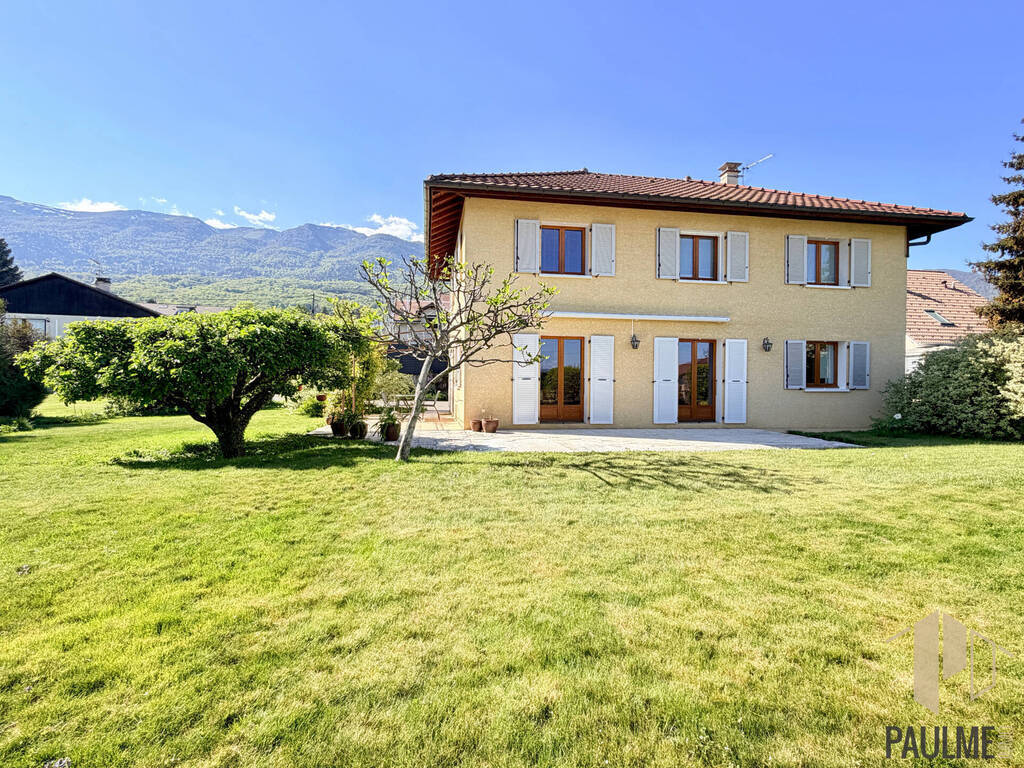 Vente Maison 6 pièces 177 m² Thoiry 01710 Thoiry centre