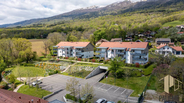 Vente Appartement 4 pièces 85 m² Thoiry 01710