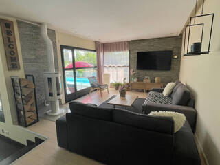 Sold House maison 6 rooms 233 m² Thoiry 01710