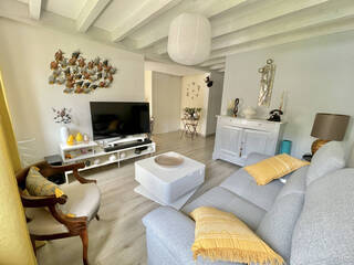 Sold Apartment appartement 3 rooms 73 m² Péron 01630