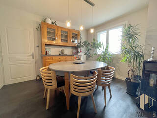 Sold Apartment appartement 7 rooms 135 m² Saint-Genis-Pouilly 01630
