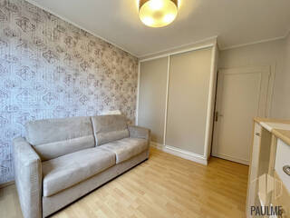 Sold Apartment appartement 7 rooms 135 m² Saint-Genis-Pouilly 01630