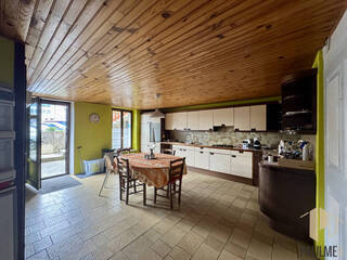 Vente Appartement 5 pièces 164.55 m² Challex 01630