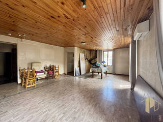 Vente Appartement 5 pièces 164.55 m² Challex 01630