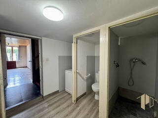 Vente Appartement 5 pièces 164.55 m² Challex 01630