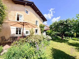 Vente Maison villa 5 pièces 232.5 m² Sergy 01630