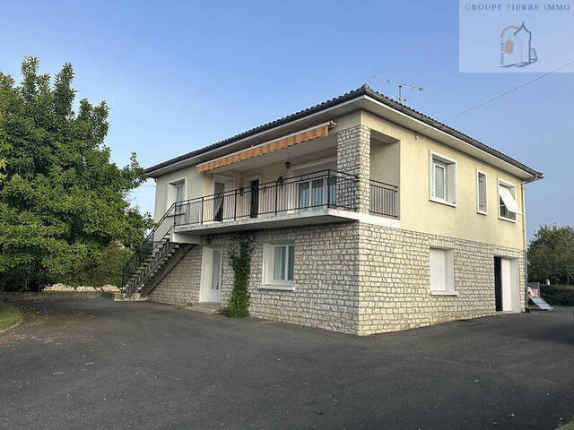 Sale House maison 4 rooms 160 m² Montguyon 17270