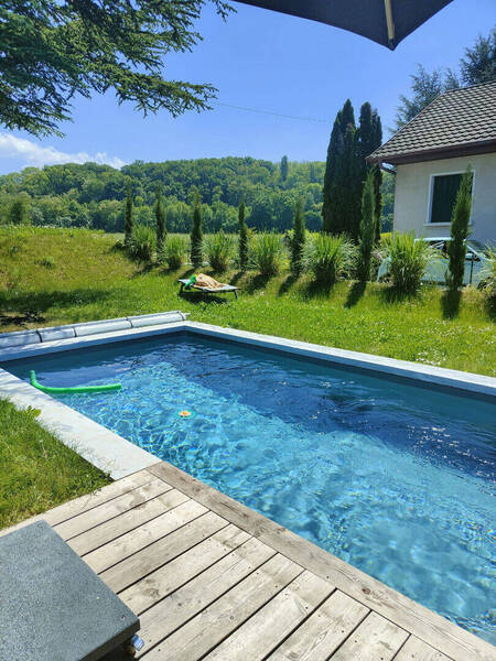 Rent house maison 5 rooms 131.71 m² in Saint-Julien-en-Genevois 74160 - 3 700 €