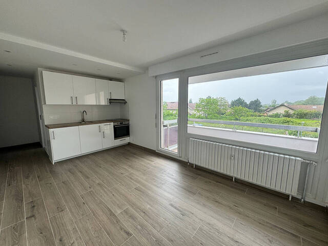 Rent Apartment appartement 1 room 25.65 m² Gaillard 74240