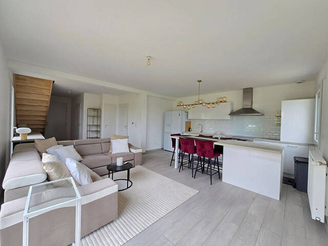 Location Maison 4 pièces 88.52 m² Bossey 74160