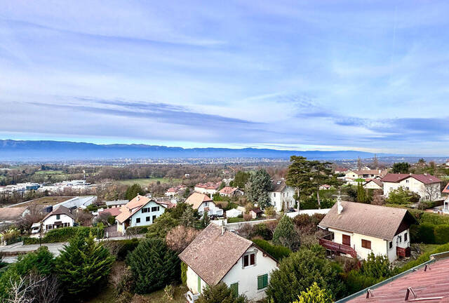 Sale Apartment appartement 3 rooms 64 m² Collonges-sous-Salève 74160