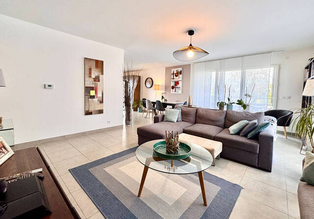 Vente Appartement 5 pièces 118 m² Feigères 74160