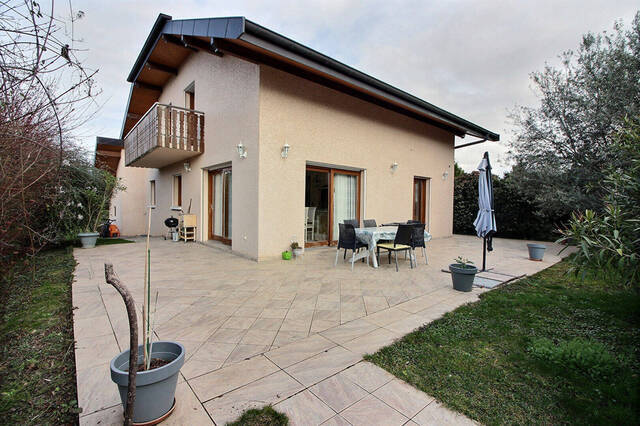 Buy House maison 8 rooms Thonon-les-Bains 74200