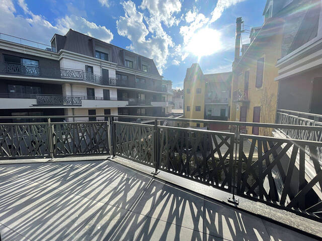 Rent Apartment appartement 2 rooms Évian-les-Bains 74500