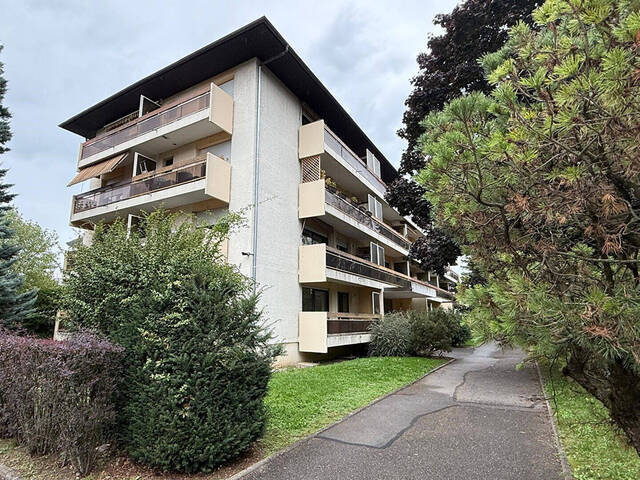 Buy Apartment appartement 2 rooms Ambilly 74100