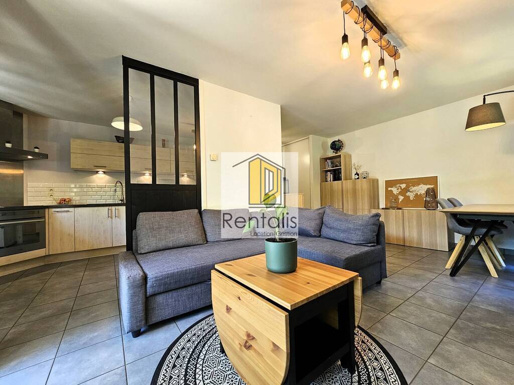 Rent Apartment t3 68.7 m² Reignier-Ésery 74930