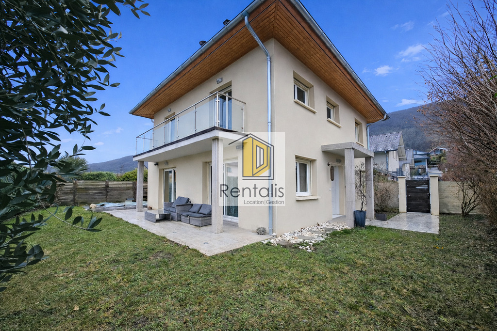 Location Maison individuelle 5 pièces 160 m² Divonne-les-Bains 01220