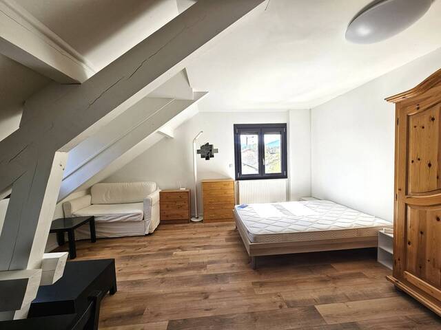 Location Appartement studio 27 m² Thoiry 01710