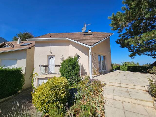 Location Maison mitoyenne 4 pièces 125.36 m² Thoiry 01710