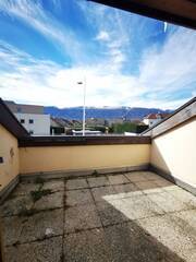 Location Appartement duplex 1 pièce 27 m² Ornex 01210