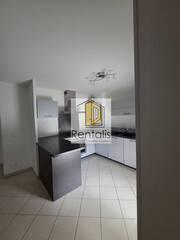 Rent Apartment t4 81 m² Cessy 01170