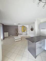 Rent Apartment t4 81 m² Cessy 01170