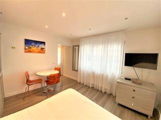 Location Appartement studio 1 pièce 21.7 m² Ségny 01170