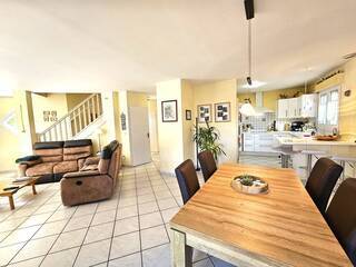 Location Maison mitoyenne 4 pièces 125.36 m² Thoiry 01710