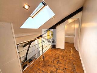Location Maison ancienne 5 pièces 55.55 m² Farges 01550