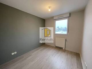 Location Appartement t3 62 m² Cessy 01170