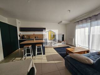 Location Appartement t3 67 m² Péron 01630