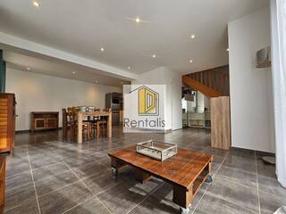 Location Maison mitoyenne 4 pièces 82.34 m² Saint-Jean-de-Gonville 01630