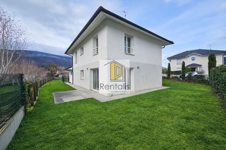 Location Maison individuelle 5 pièces 145 m² Divonne-les-Bains 01220