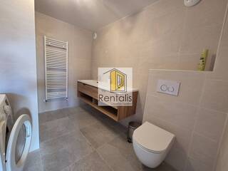 Location Maison individuelle 7 pièces 183 m² Prévessin-Moëns 01280