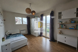 Location Maison individuelle 5 pièces 160 m² Divonne-les-Bains 01220