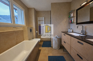 Location Maison individuelle 5 pièces 160 m² Divonne-les-Bains 01220