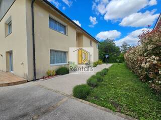 Location Maison individuelle 7 pièces 220 m² Prévessin-Moëns 01280