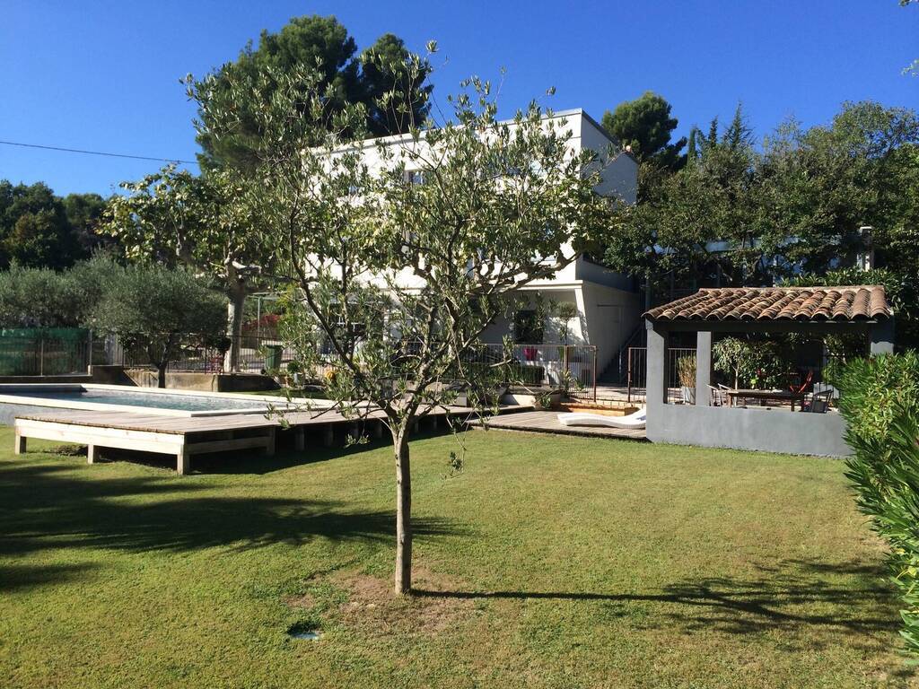 Vendu Maison ancienne 7 pièces 160 m² Éguilles 13510