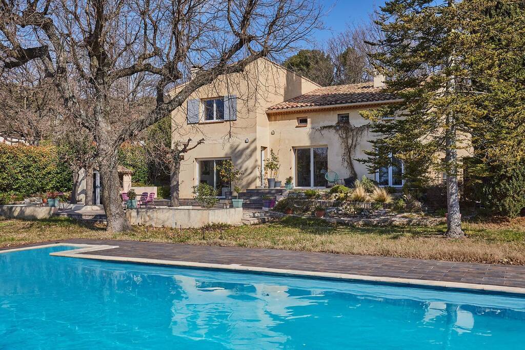 Vente Maison ancienne 6 pièces 176 m² Éguilles 13510