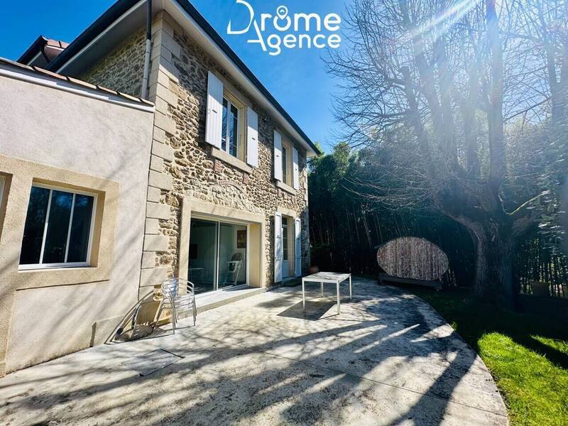 Vente maison 8 pièces 259 m² à Tain-l'Hermitage 26600