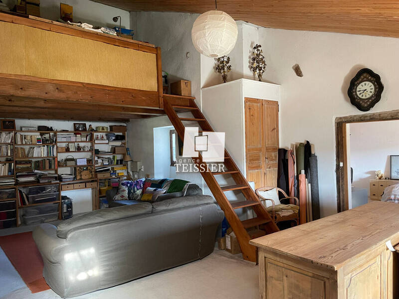 Vente maison 7 pièces 263 m² à Les Vans 07140