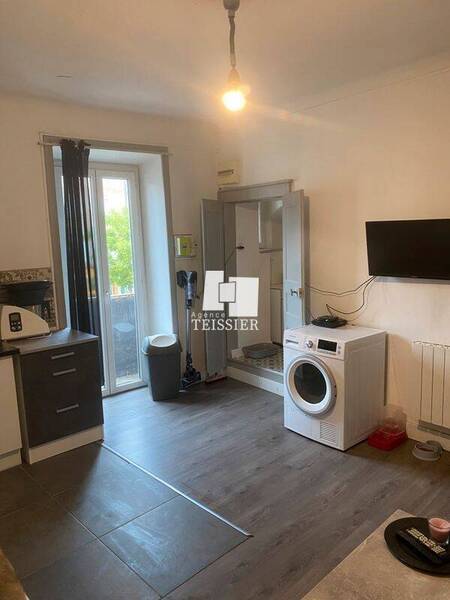 Vente appartement 129 m² à Les Vans 07140