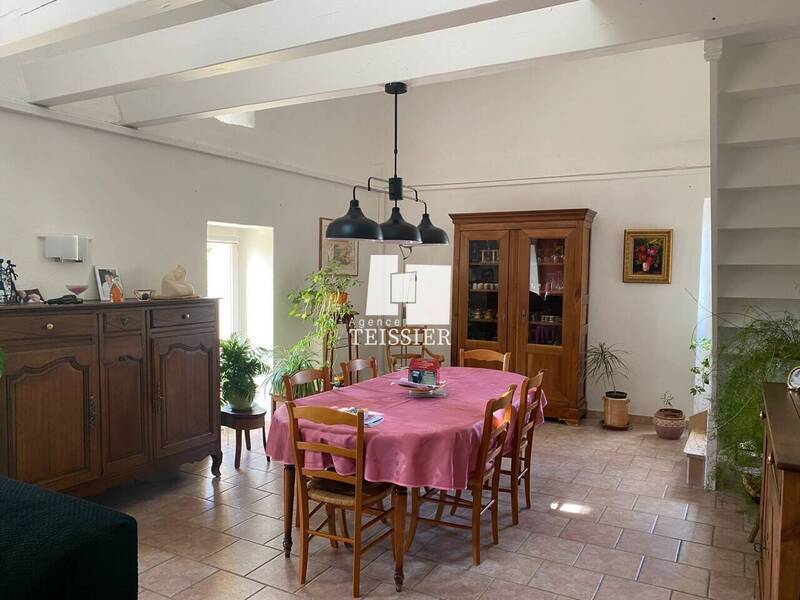 Vente maison 9 pièces à Chandolas 07230